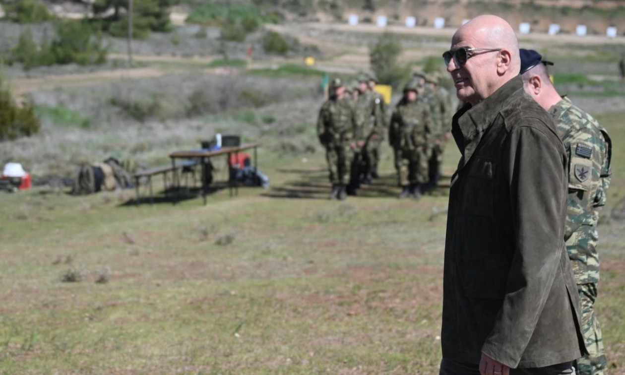 Νίκος Δένδιας: Στο πεδίο βολής του ΚΕΝ Θήβας ο υπουργός Εθνικής Άμυνας – Η ανάρτησή του