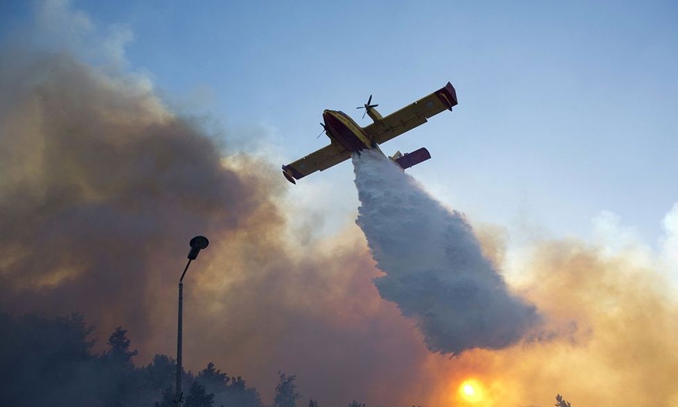 Υπεγράφη η σύμβαση για τον εκσυγχρονισμό και την αναβάθμιση επτά αεροσκαφών Canadair CL-415