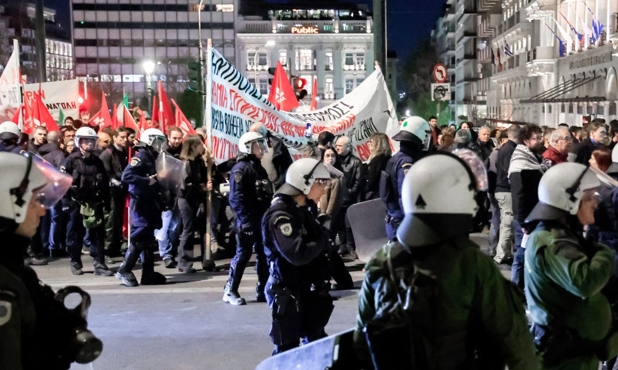 Αντιπολεμική συγκέντρωση στο Σύνταγμα: Κλειστός ο σταθμός του μετρό – Κίνηση σε Κηφισίας-Μεσογείων