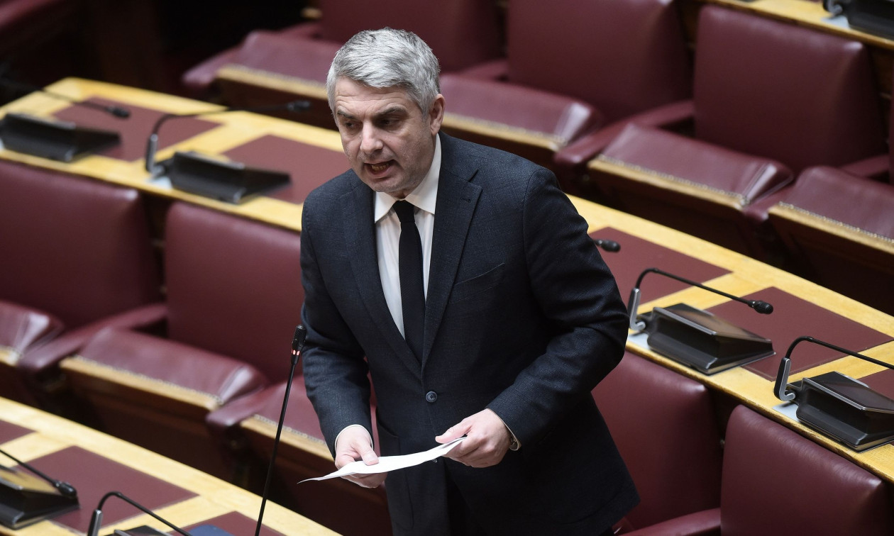 Το παρασκήνιο πίσω από τη διαγραφή Κωνσταντινόπουλου