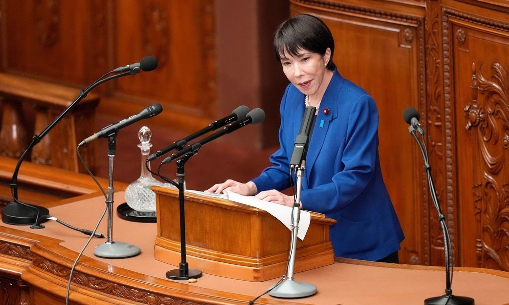 Σανάε Τακαΐτσι: Ξαφνική αδιαθεσία της πρωθυπουργού ανησυχεί την Ιαπωνία