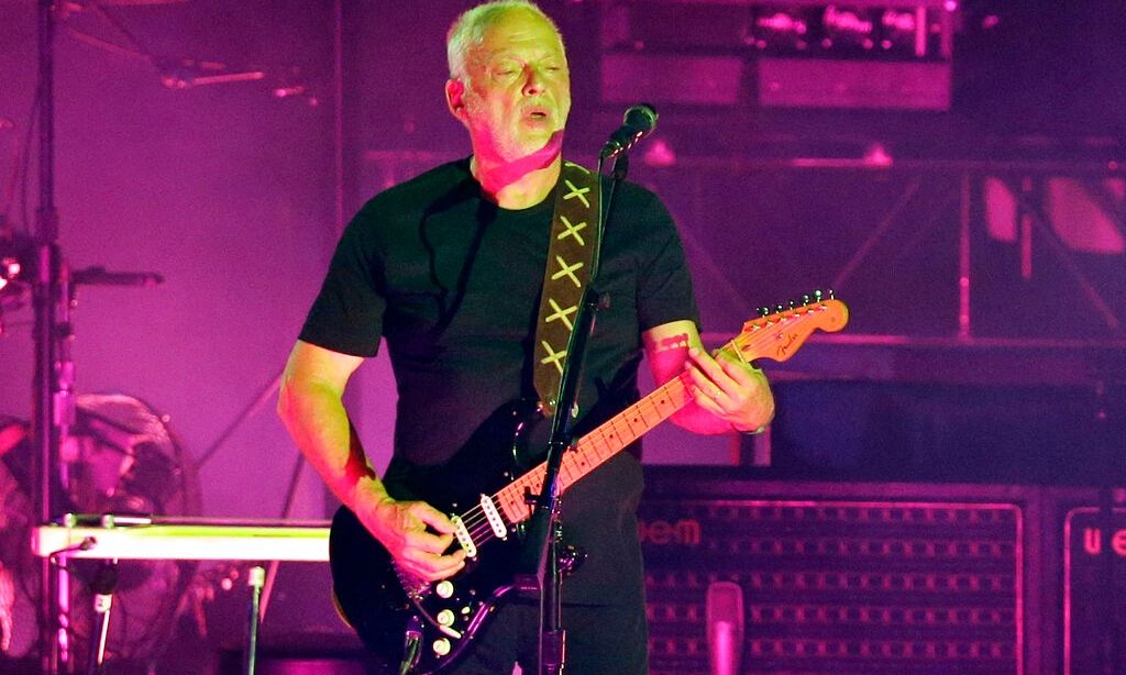 Η μαύρη Fender Stratocaster του David Gilmour πωλήθηκε σε δημοπρασία-ρεκόρ 14,55 εκατ. δολάρια