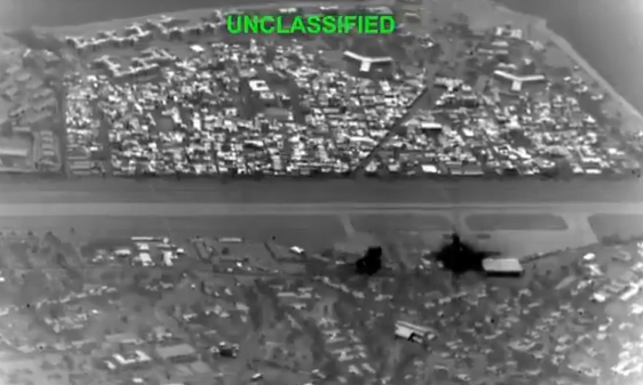 Νύχτα εκατέρωθεν πληγμάτων στη Μέση Ανατολή: Βομβαρδισμός του Χαργκ, επίθεση στην πρεβεία των ΗΠΑ