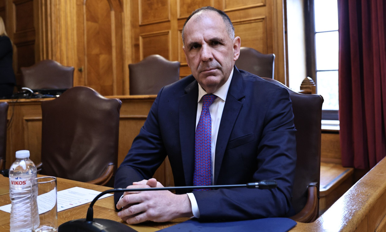 Γεραπετρίτης: «Να γίνουν προσπελάσιμα τα στενά του Ορμούζ – Προτεραιότητα η ασφάλεια των ναυτικών»