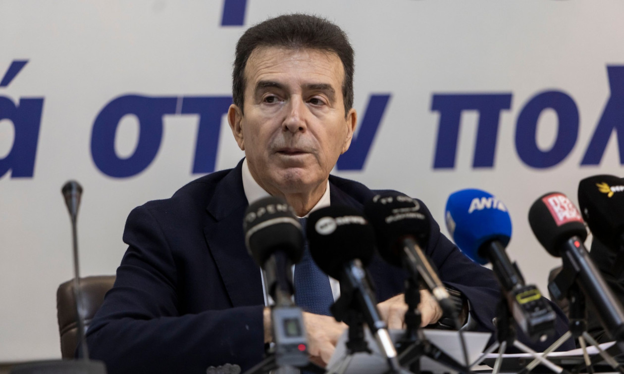 Χρυσοχοΐδης για οπαδική βία: «Θα τους διαλύσουμε» – Ανοίγει φάκελος για εγκληματικές ομάδες
