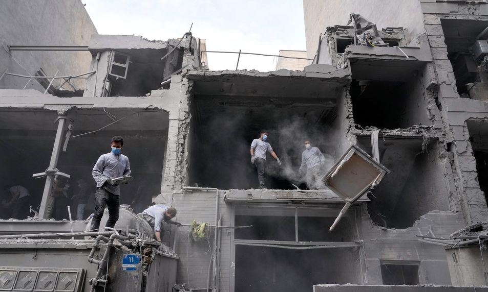 Wall Street Journal: To Ισραήλ κυνηγάει μέλη του ιρανικού καθεστώτος στα κρησφύγετά τους