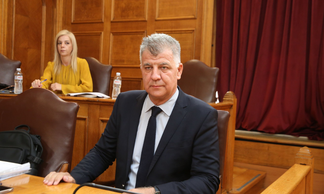 ΟΠΕΚΕΠΕ – Σημανδράκος: Ήξεραν όλοι οι υπουργοί – Στην Κρήτη, τα ζώα έγιναν πιο πολλά από τις μύγες