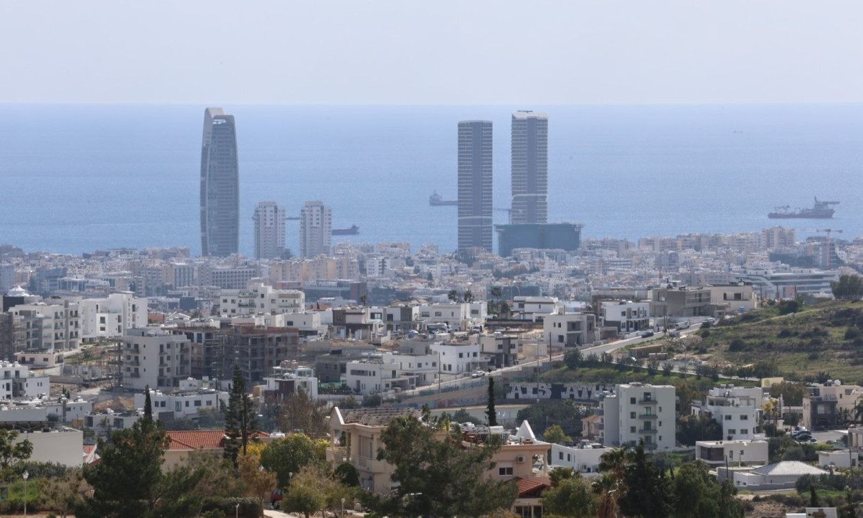 Κύπρος: Ηχούν οι σειρήνες στο Ακρωτήρι