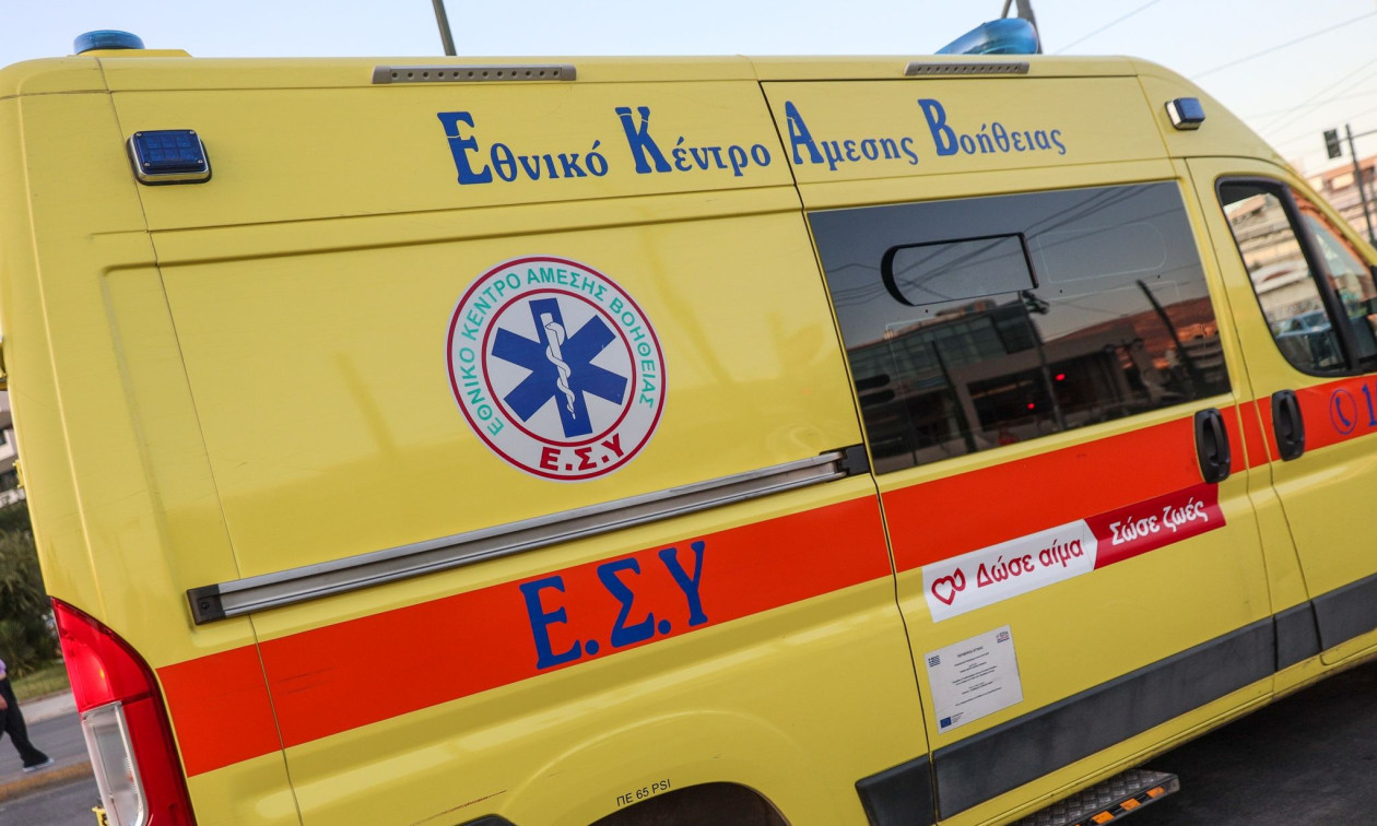 Ηράκλειο: Γυναίκα γέννησε μέσα σε ασθενοφόρο – 30′ μετά μητέρα και νεογνό μεταφέρθηκαν στο ΠΑΓΝΗ
