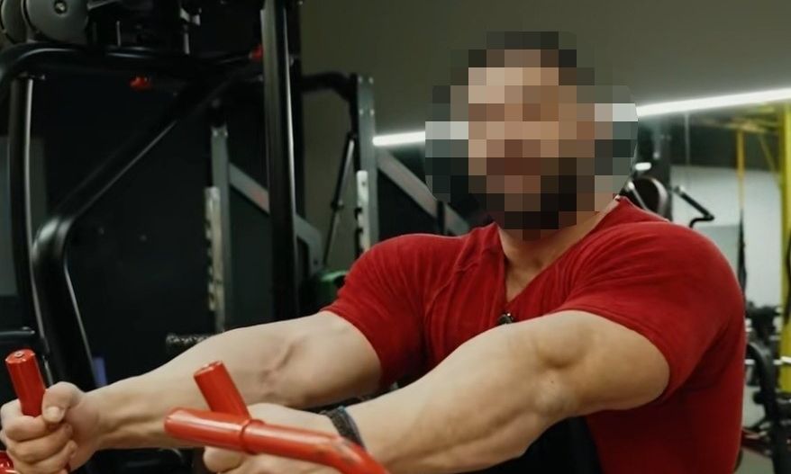 Αυτός είναι ο γνωστός  TikToker που συνελήφθη για κύκλωμα αναβολικών στη Θεσσαλονίκη