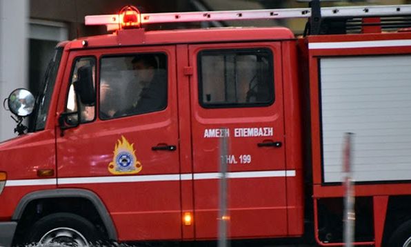 Φωτιά σε αποθηκευτικό χώρο εκκλησίας στη Λιοσίων