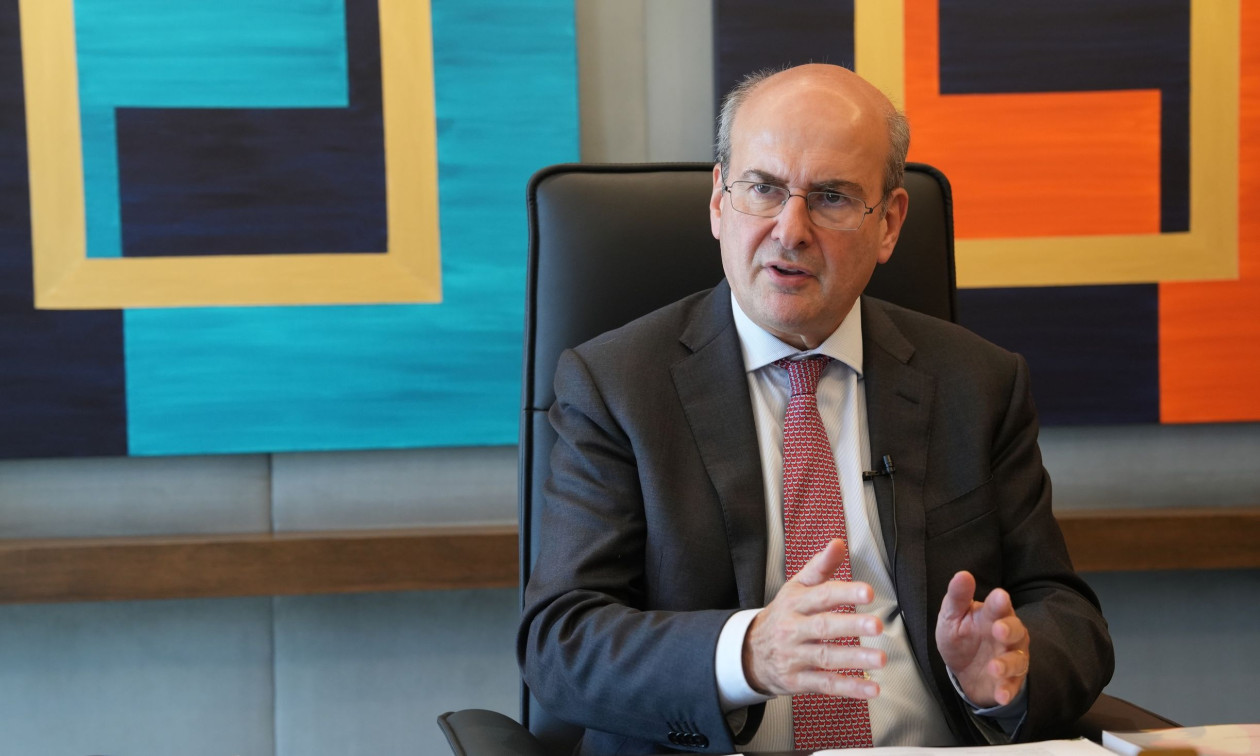 Χατζηδάκης: Με τα μέτρα καλύπτονται τα 3/4 της κοινωνίας – Επιστρέφουμε όλη τη ζημιά