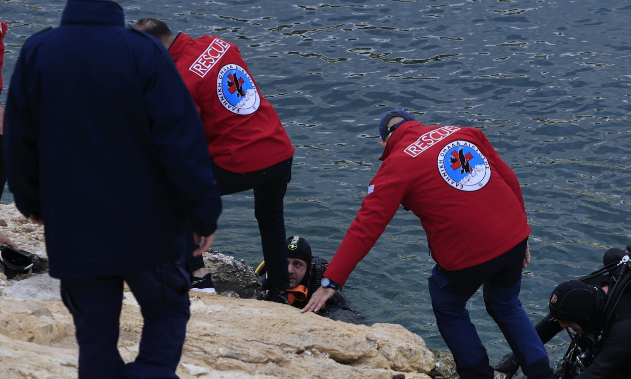 Λιμανάκια Βουλιαγμένης: Συνεχίζονται οι έρευνες για τον 34χρονο δύτη που χάθηκε έπειτα από κατάδυση