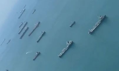 Απέραντο «πάρκινγκ» τα Στενά του Ορμούζ – Περίπου 120-150 τάνκερ έχουν εγκλωβιστεί