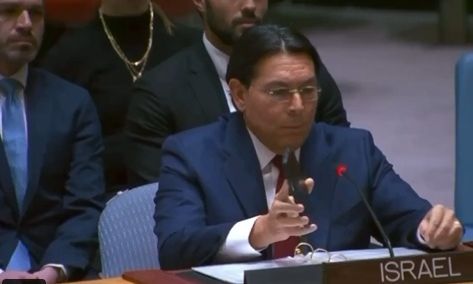 Ο Ισραηλινός πρέσβης σήμανε συναγερμό στο Συμβούλιο Ασφαλείας του ΟΗΕ: «Έχετε 15”» – Βίντεο