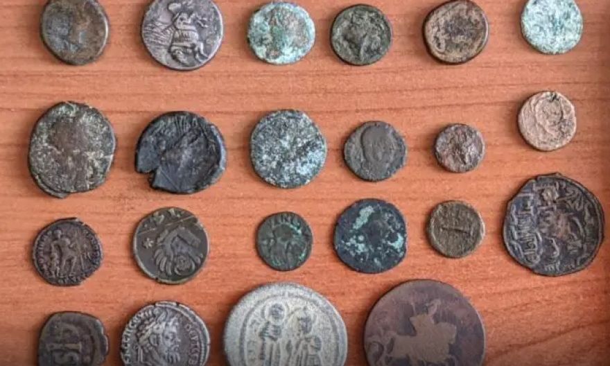 Κέρκυρα: Συνελήφθη 41χρονος για αρχαιοκαπηλία – Κατασχέθηκαν 22 αρχαία νομίσματα