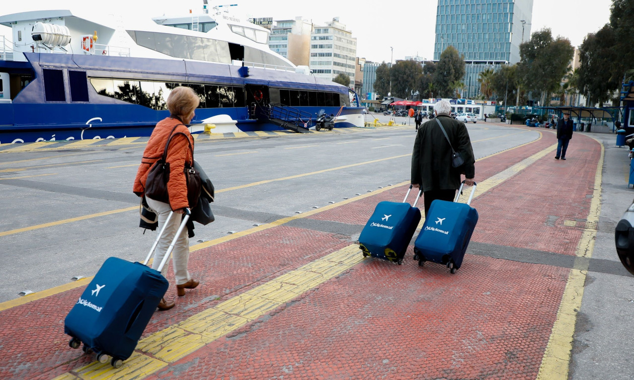 Κοινωνικός τουρισμός: Τι αλλάζει φέτος – Πώς θα δοθούν 300.000 επιταγές