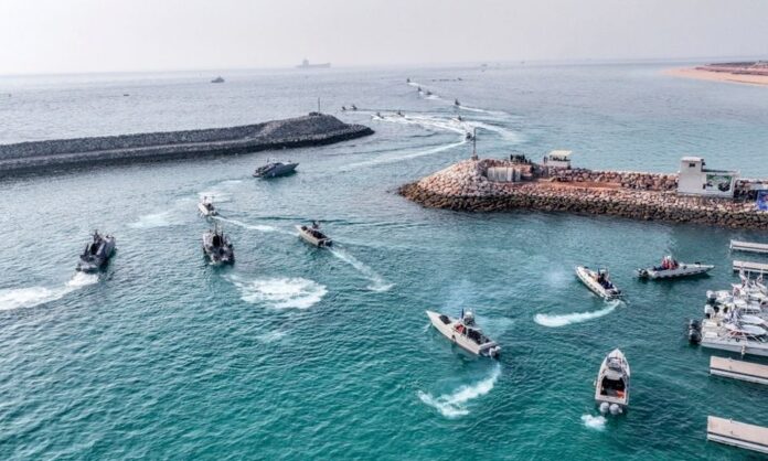 1724727-22ef7fc2-hormuz.jpg