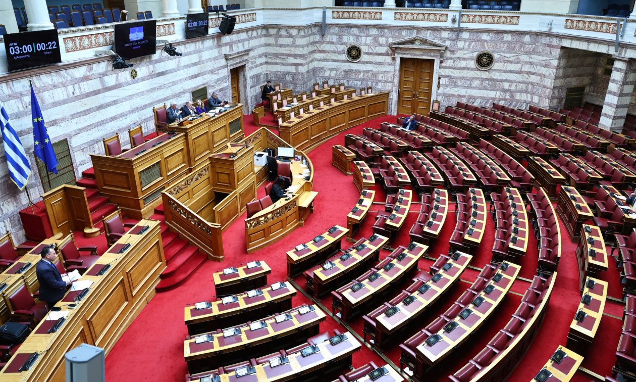 Πέρασε από την επιτροπή της Βουλής το Fuel Pass – Αύριο στην ολομέλεια το νομοσχέδιο