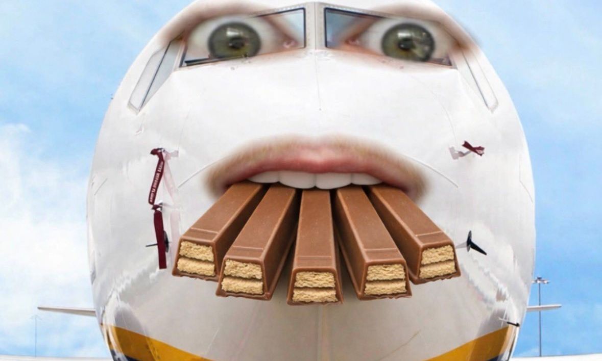 Απίστευτο «τρολάρισμα» της Ryanair για την κλοπή φορτηγού με σοκολάτες Kit Kat