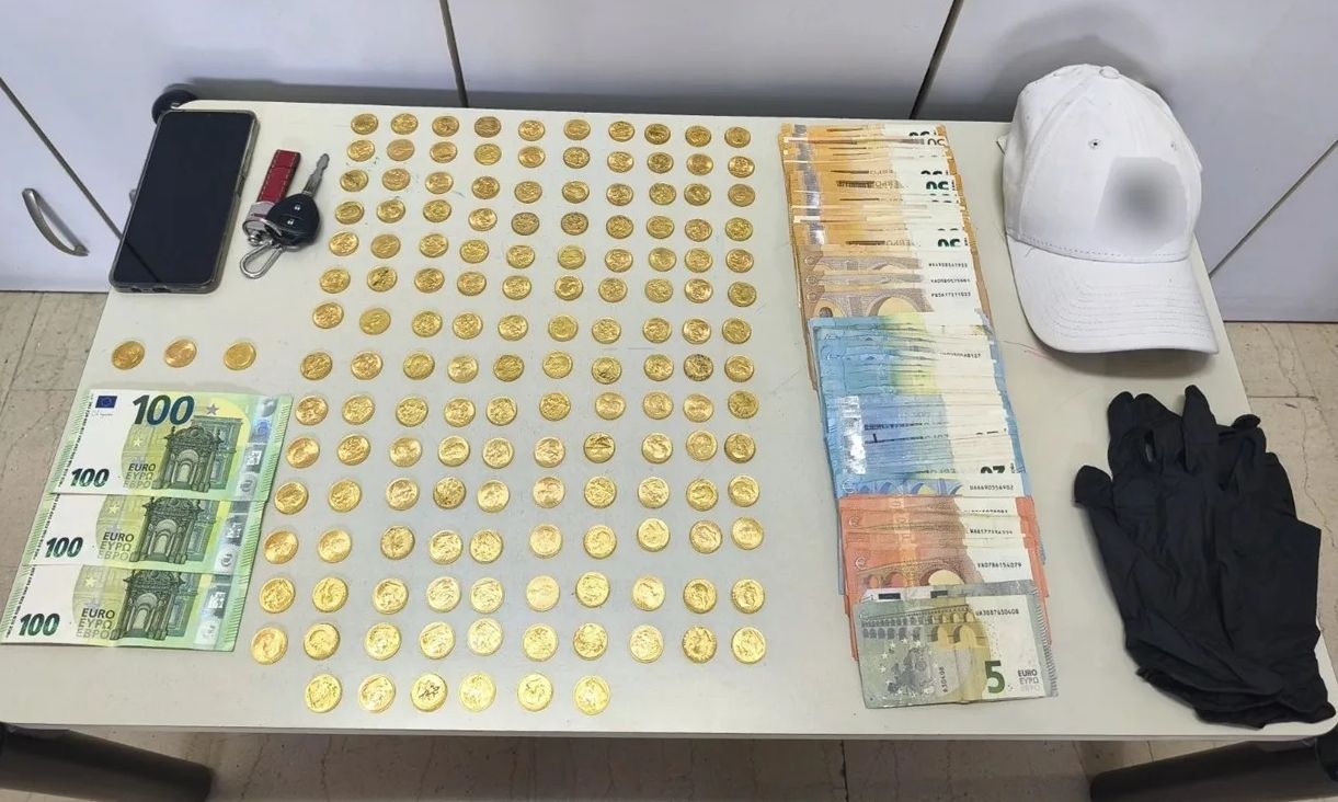 Πέλλα: Συνελήφθη 35χρονος για απάτη σε βάρος 81χρονης-  Πώς απέσπασε χρυσές λίρες και χιλιάδες ευρώ