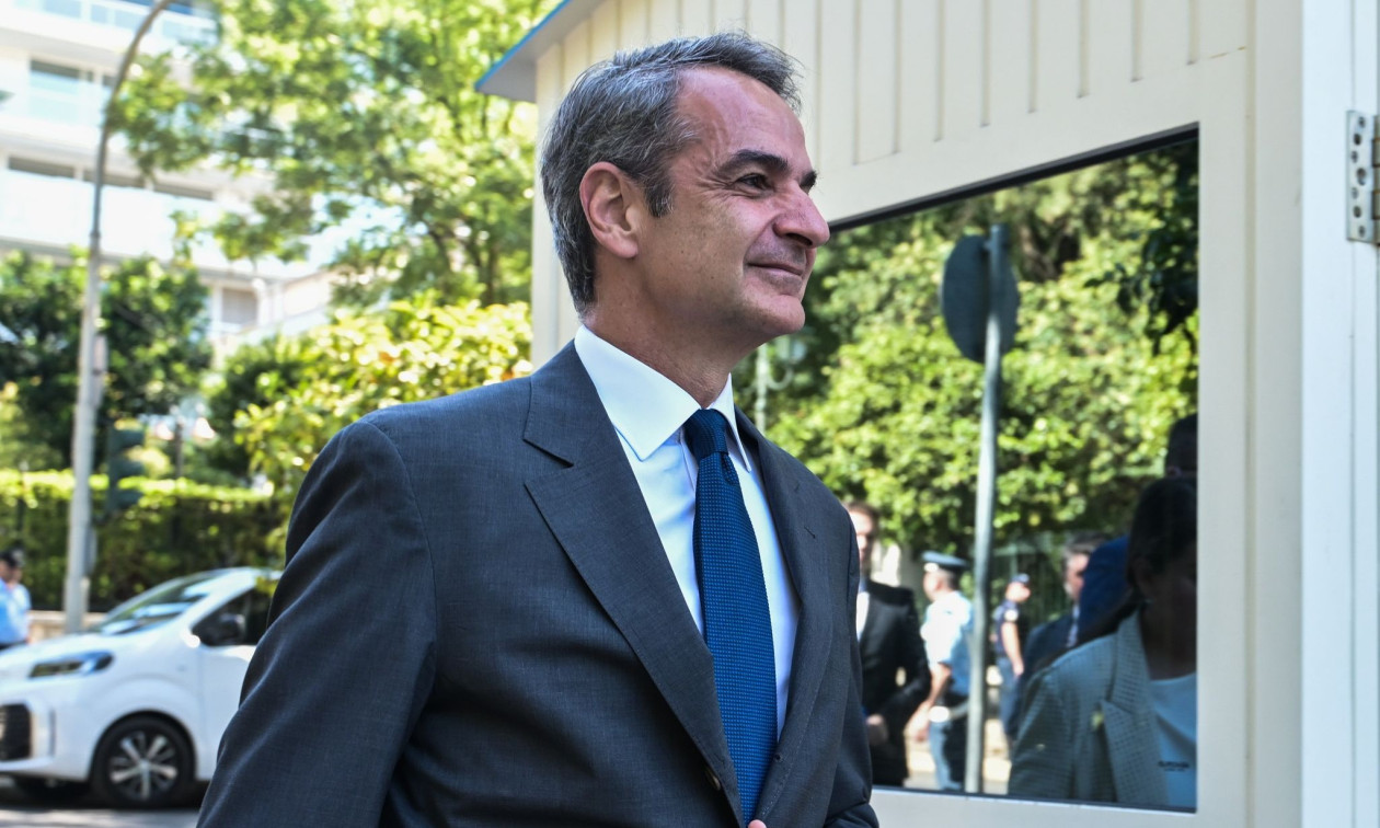 LIVE – Η ορκωμοσία των νέων υπουργών στο Προεδρικό Μέγαρο