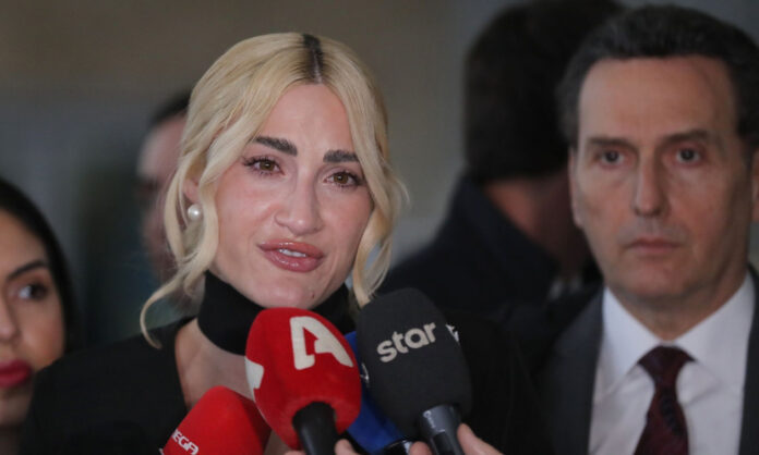 1726714-0cbf59ed-ioannna-touni.jpg