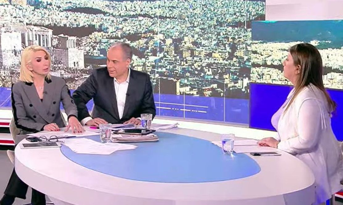 «Γλέντι» στο X με Κωνσταντοπούλου-Στραβελάκη: «Ευτυχώς δεν τον δάγκωσε – Είναι ήρωας!»