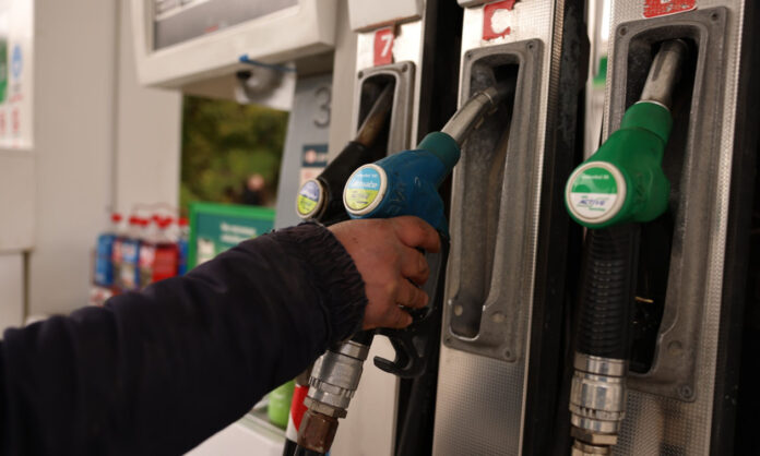 1727995-4c830c21-venzini-fuel-pass.jpg
