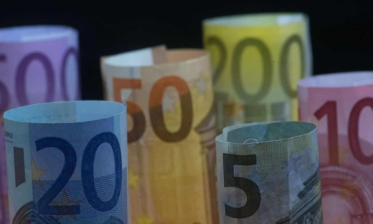 Αναδρομικά: Ποιοι θα πάρουν έως και 9.568 ευρώ – Έρχονται νέες πληρωμές