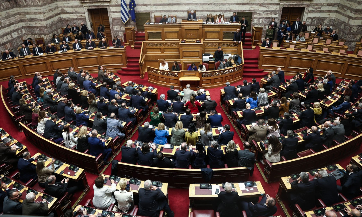 Δείτε live – Στις 11 η συζήτηση στη Βουλή σε επίπεδο αρχηγών για το Κράτος Δικαίου