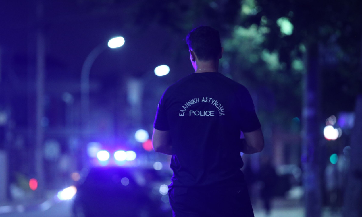 Στην Αθήνα «χτύπησαν» οι αυτόκλητοι «τιμωροί παιδόφιλων» – Έστησαν παγίδα και ξυλοκόπησαν αστυνομικό