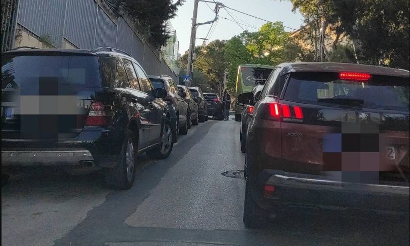 Αγία Παρασκευή: «Κομφούζιο» και ταλαιπωρία με τις κυκλοφοριακές ρυθμίσεις – Τι απαντά ο δήμαρχος