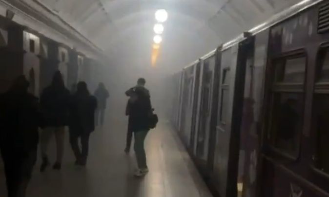 Ρωσία: Καπνός στο Μετρό της Μόσχας – Εκκενώθηκε τμήμα του δικτύου – Δείτε βίντεο