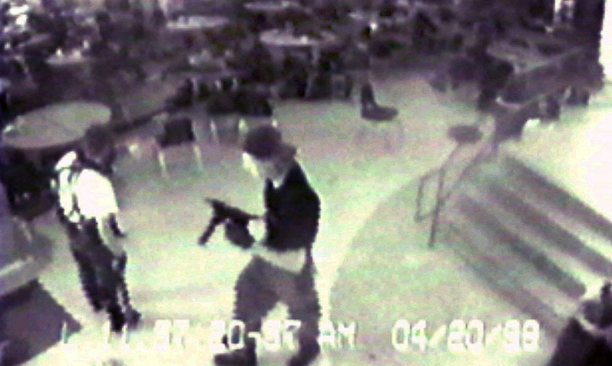 Φαινόμενο Columbine: Ανατριχιαστική «αναβίωση» 27 χρόνια μετά σε Τουρκία και Μεξικό