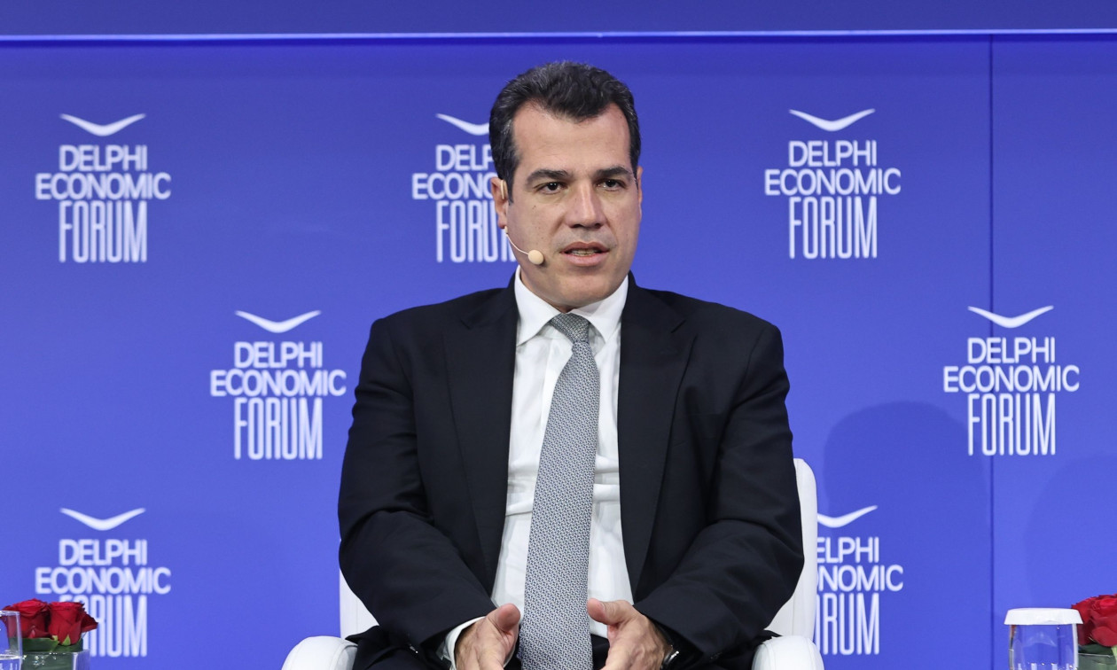 Πλεύρης: Νέο δόγμα για το μεταναστευτικό – Αποτροπή στα σύνορα, κέντρα επιστροφών εκτός ΕΕ
