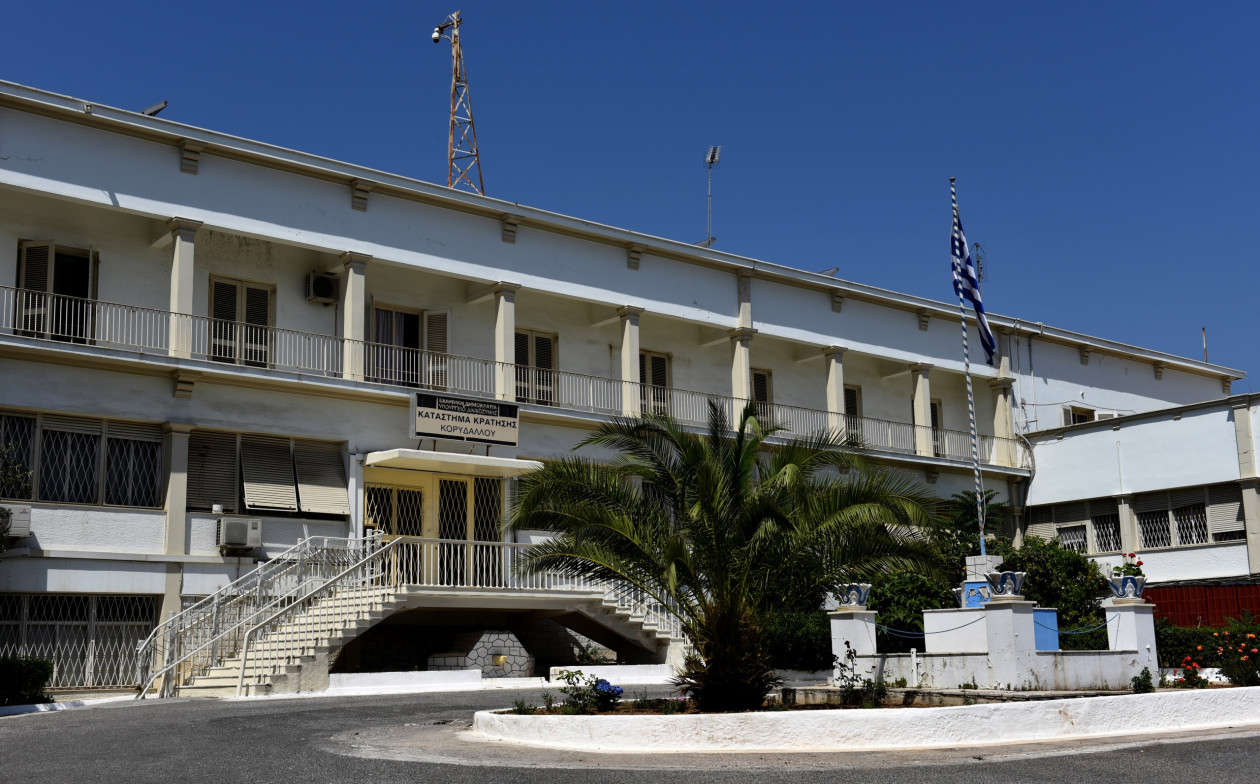 Έφοδος του ελληνικού FBI στο ψυχιατρείο των φυλακών Κορυδαλλού – Τι βρέθηκε