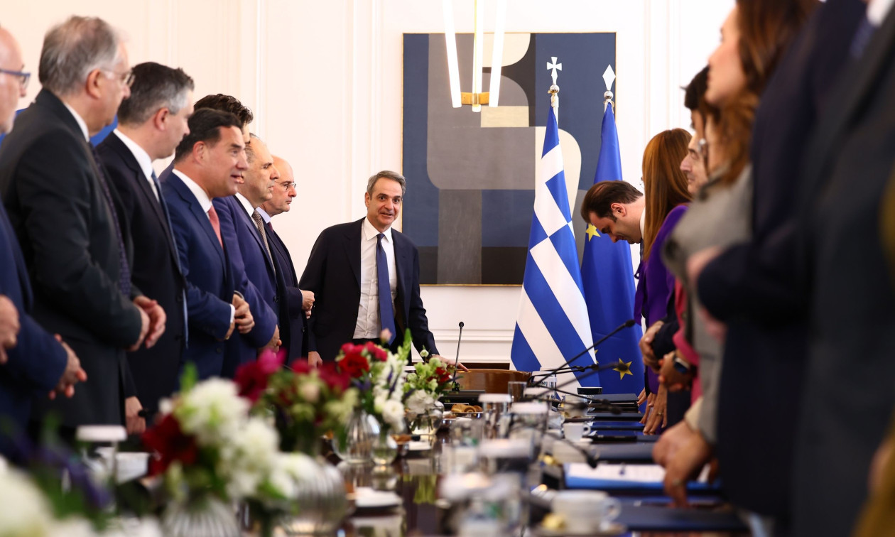 Παρέμβαση Μητσοτάκη στο υπουργικό: Πώς προστατευόμαστε από την ανώνυμη τοξικότητα του διαδικτύου