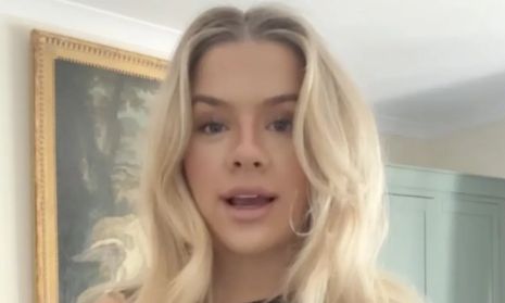 Influencer: Η καθημερινή κατανάλωση αυτού του 1 συνηθισμένου φαγητού παραλίγο να τη δηλητηριάσει