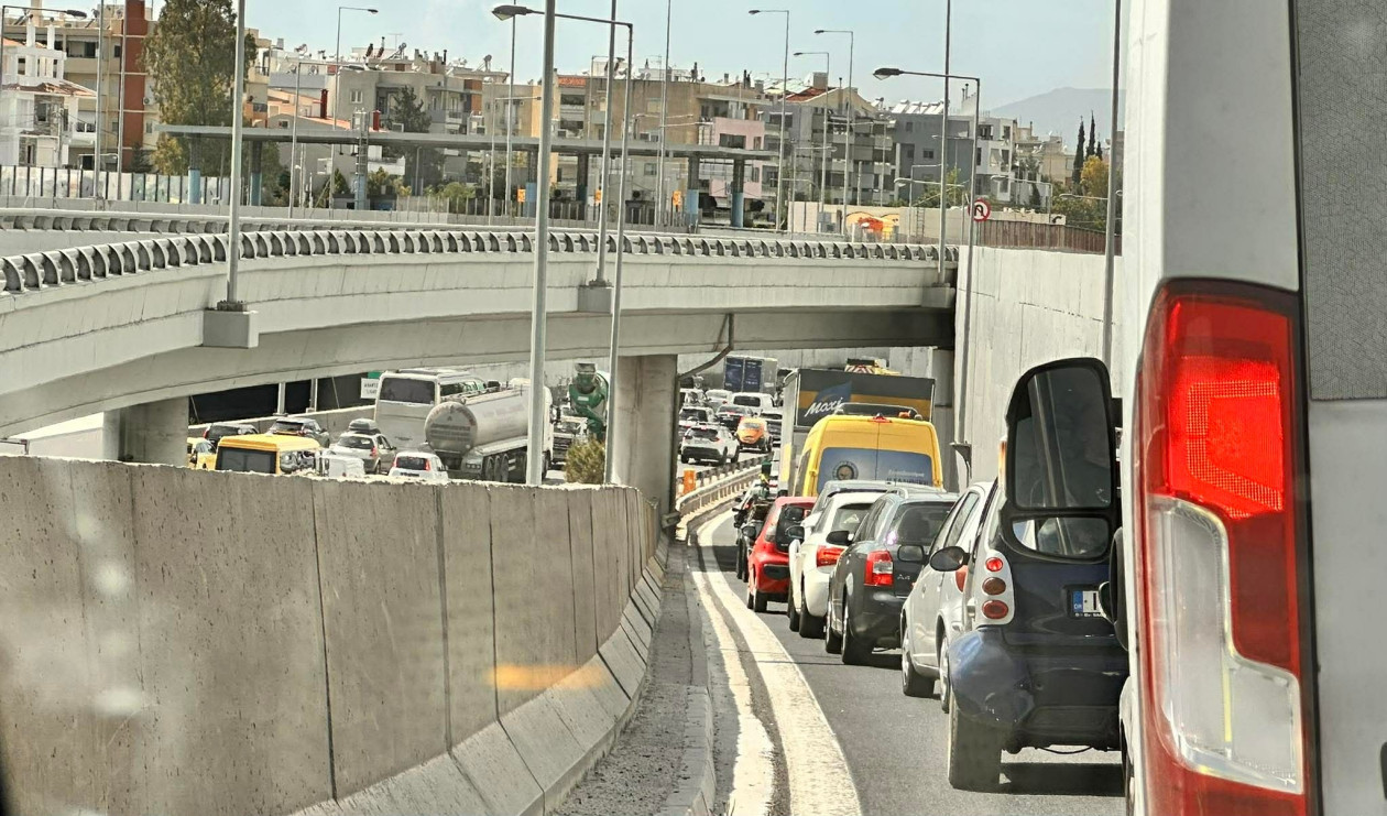Πρωτομαγιά: Αυξημένη η κυκλοφορία των οχημάτων στις εθνικές οδούς – Πού έχει κίνηση
