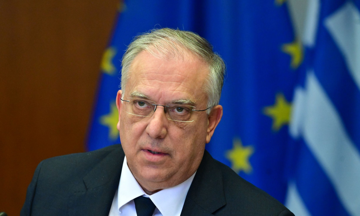 Τι αλλάζει με τα καταναλωτικά δάνεια μέχρι 100.000 ευρώ – Διευκρινίσεις Θεοδωρικάκου
