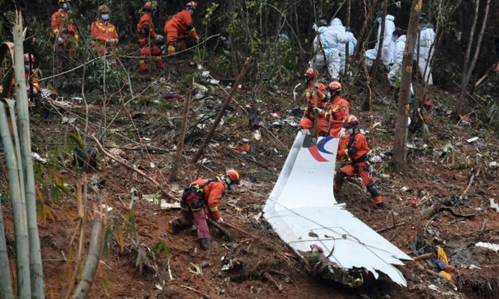 Κίνα: Επίτηδες έριξε ο πιλότος το Boeing 737 με 132 νεκρούς – Η αλήθεια ανακοινώθηκε 4 χρόνια μετά