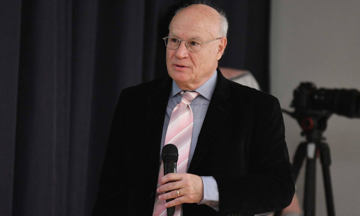 Γεράσιμος Παπαδόπουλος: «Έρχεται μεγάλος σεισμός στην Ελλάδα – Πιθανόν στον Κορινθιακό»