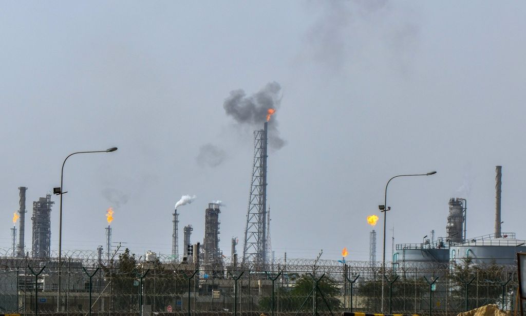 Πετρέλαιο: Κάτω από $98 το βαρέλι η τιμή, μετά τις αναφορές ότι ΗΠΑ και Ιράν είναι κοντά σε συμφωνία