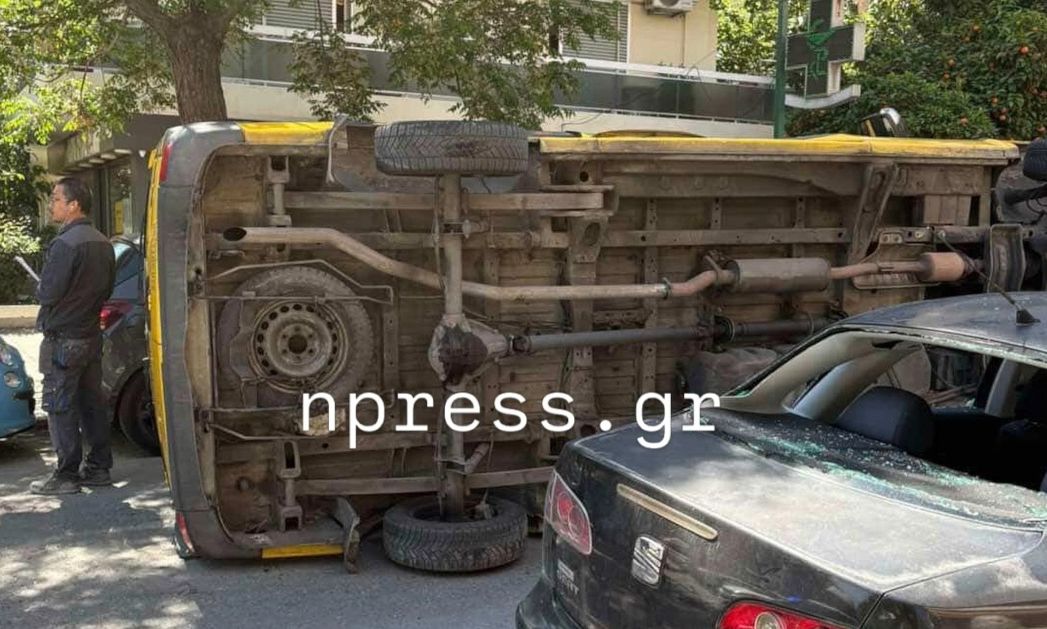 Παλαιό Φάληρο: Ανατροπή σχολικού λεωφορείου έπειτα από σύγκρουση με ΙΧ