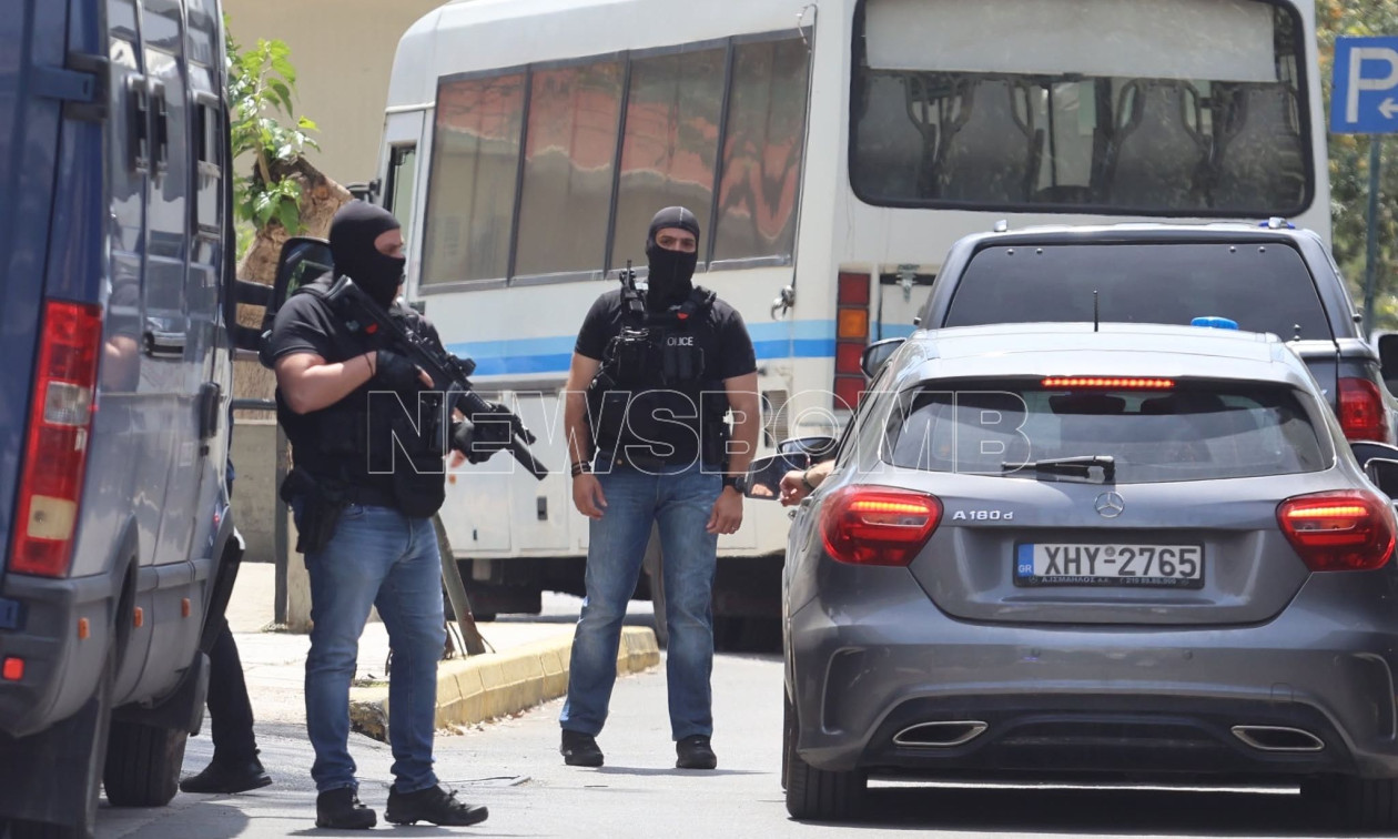 Εκτέλεση Μοσχούρη: Στον εισαγγελέα οι συλληφθέντες για τη δολοφονία του «θαμνάκια»