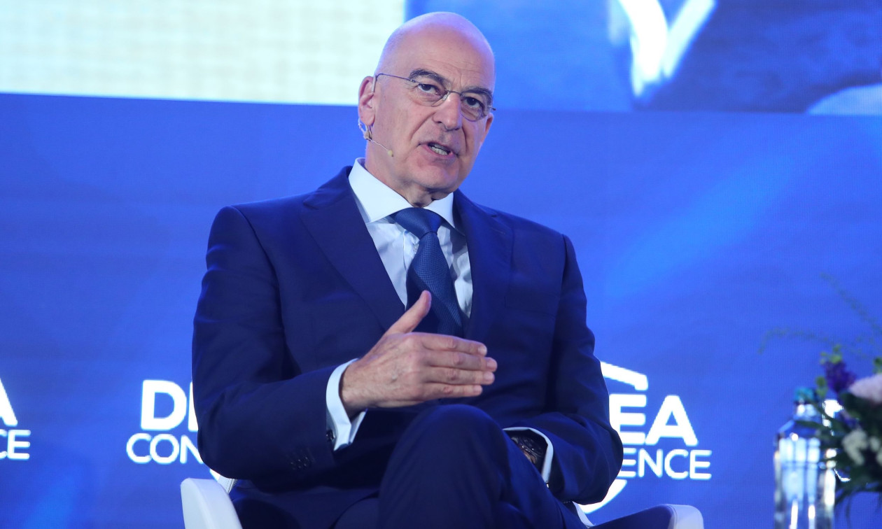 Δένδιας: Η Ελλάδα ενδιαφέρεται για αγορά στρατιωτικών αεροσκαφών C-390