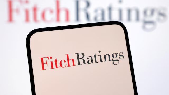 Fitch: Επιβεβαίωσε το αξιόχρεο της Ελλάδας στη βαθμίδα BBB+ με σταθερές προοπτικές.