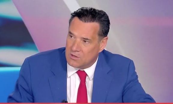 Γεωργιάδης για Μητσοτάκη: Έμεινε 6,5 ώρες, τους άκουσε όλους και απάντησε προσωπικά, καμία σύγκρουση