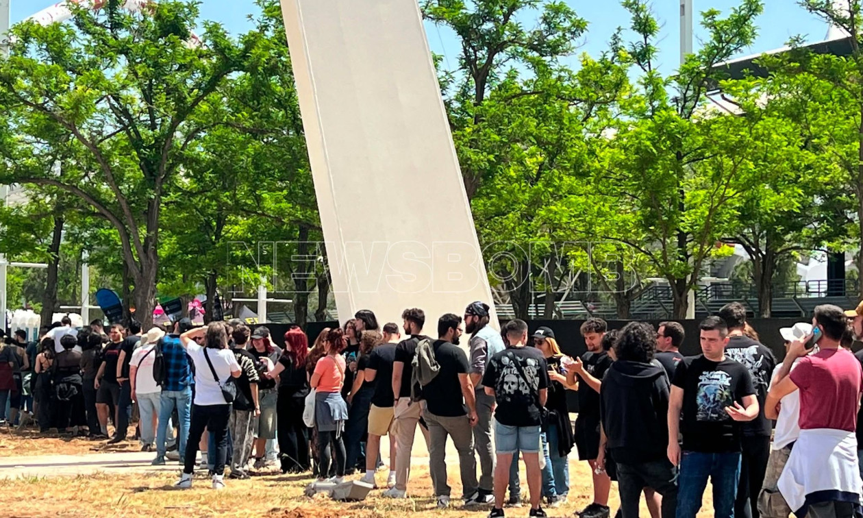 «Nothing else matters» για τους funs των Metallica – Ουρές στο ΟΑΚΑ ώρες πριν τη συναυλία – Βίντεο